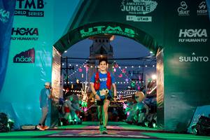 BIB: 542
                            <button type="button" onclick="openModal(24863804)" class="btn btn-primary btn-sm float-right btn-popup" data-toggle="modal" data-target=".modal-high-quality">
                        <i class="fas fa-shopping-cart"></i> Add to Cart
                    </button>
                                            <button type="button" onclick="isThisMe(24863804, true)" class="btn btn-success btn-sm float-right btn-popup btn-isme hidden" data-toggle="tooltip" data-placement="bottom" title="นี่คือรูปของคุณใช่ไหม คลิกที่นี่เพื่อเอาเข้าอัลบั้ม">
                        <i class="fas fa-plus"></i> Add to album
                    </button>
                    <button type="button" onclick="isThisMe(24863804, false)" class="btn btn-warning btn-sm float-right btn-popup btn-isnotme hidden">
                        <i class="fas fa-ban"></i> Remove from album
                    </button>